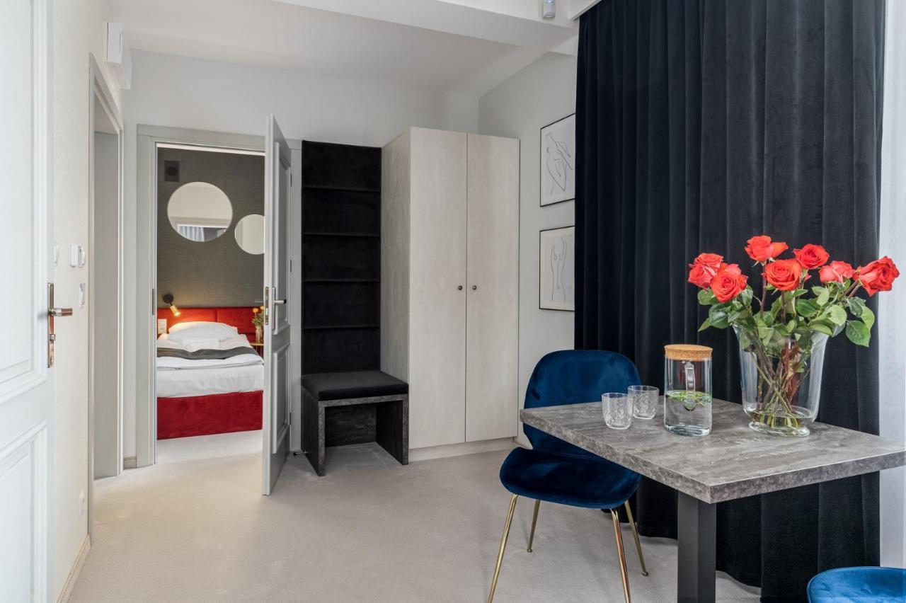Zamkowe Apartamenty ซานดอเมียร์ช ภายนอก รูปภาพ
