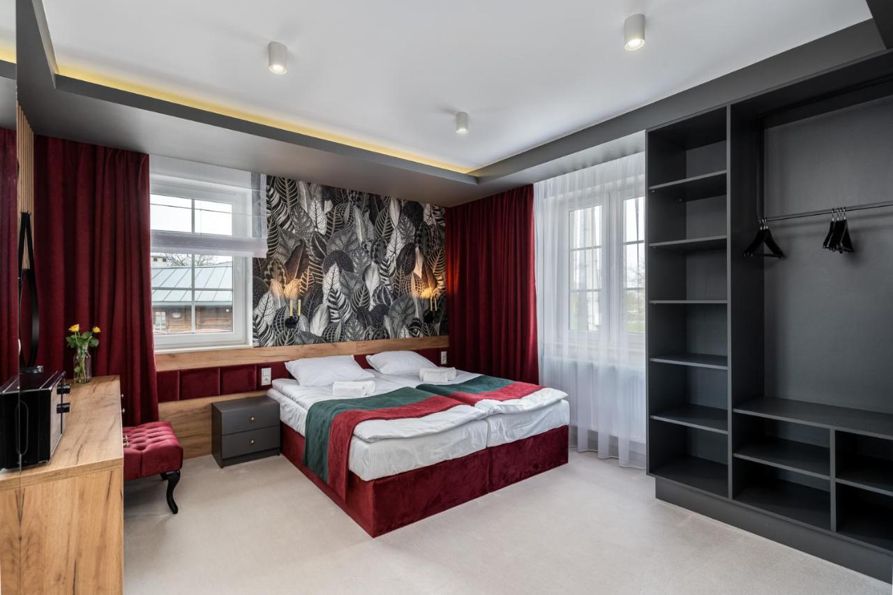 Zamkowe Apartamenty ซานดอเมียร์ช ภายนอก รูปภาพ