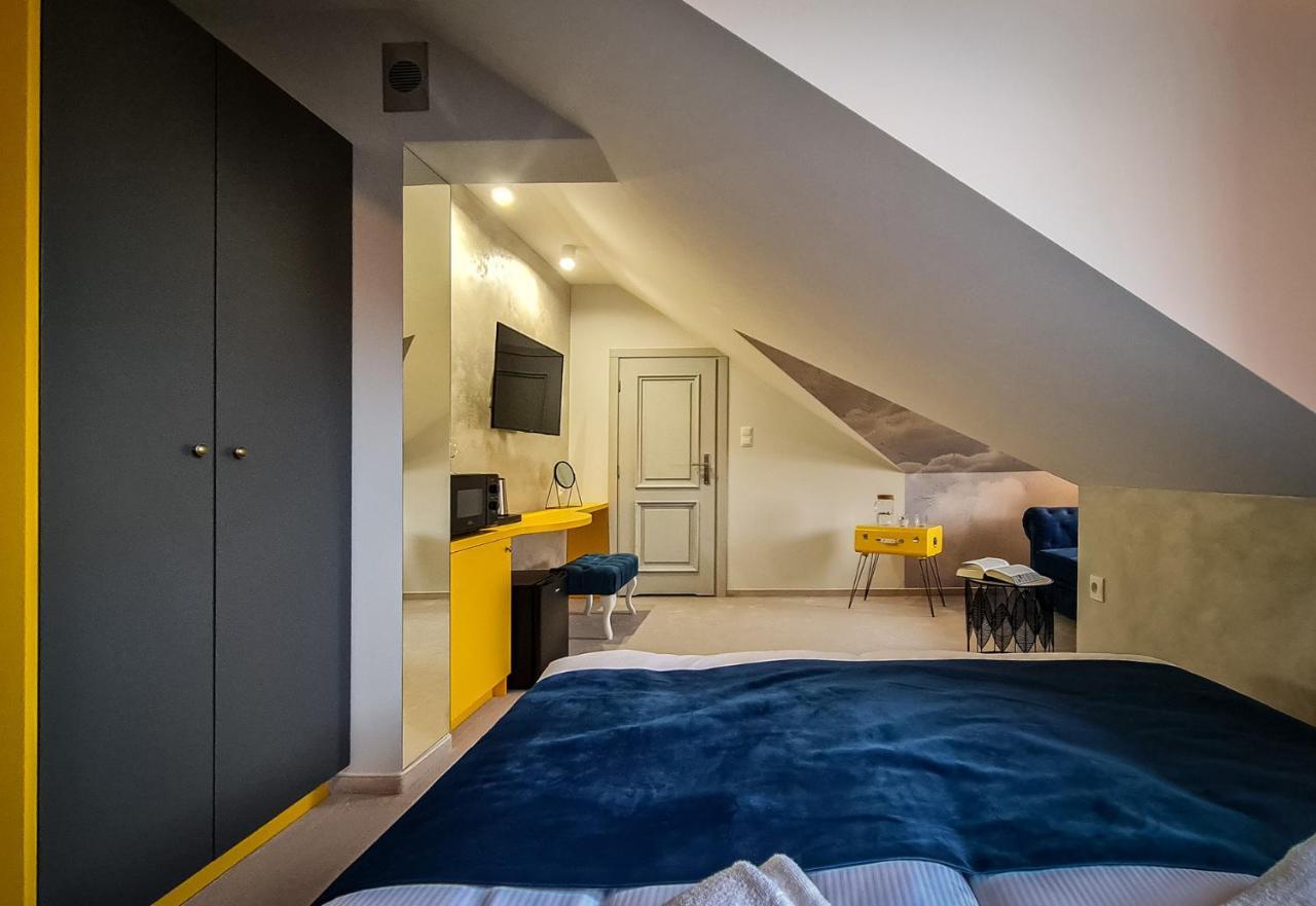 Zamkowe Apartamenty ซานดอเมียร์ช ภายนอก รูปภาพ