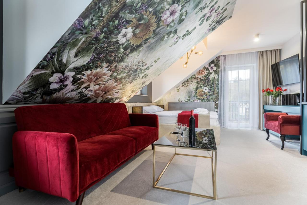 Zamkowe Apartamenty ซานดอเมียร์ช ภายนอก รูปภาพ