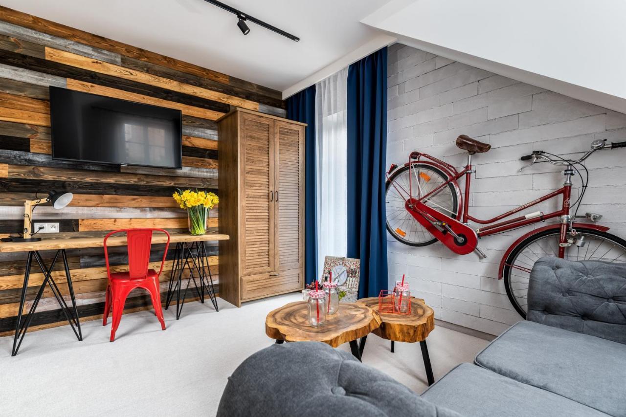 Zamkowe Apartamenty ซานดอเมียร์ช ภายนอก รูปภาพ